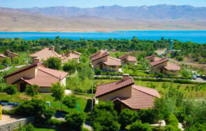 اسکان در دهکده تفریحی زاینده رود