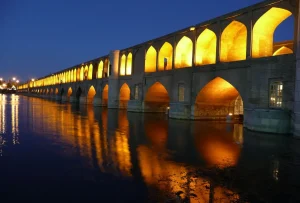 سی و سه پل اصفهان